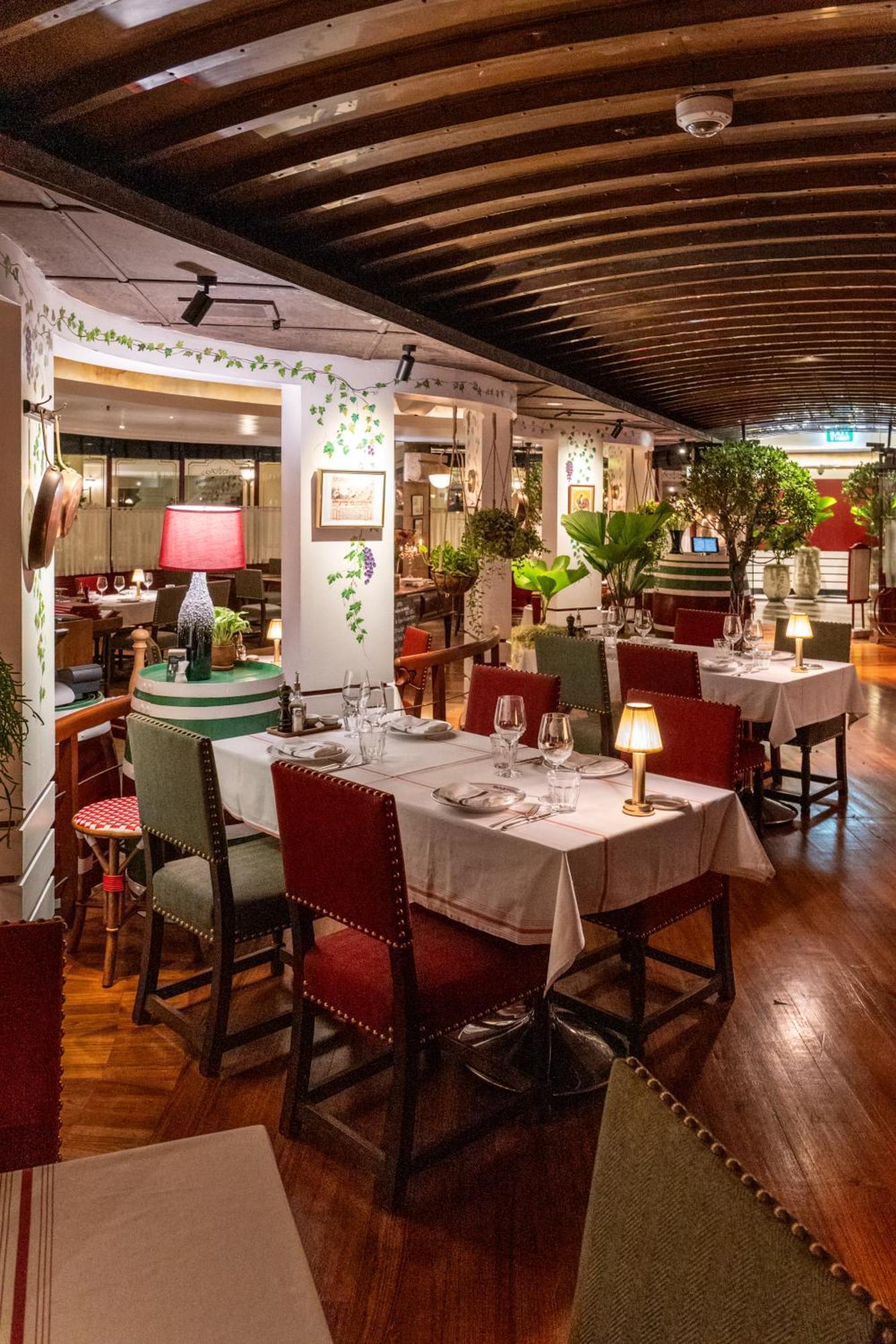 曼谷爱侣湾君悦酒店 5* 曼谷