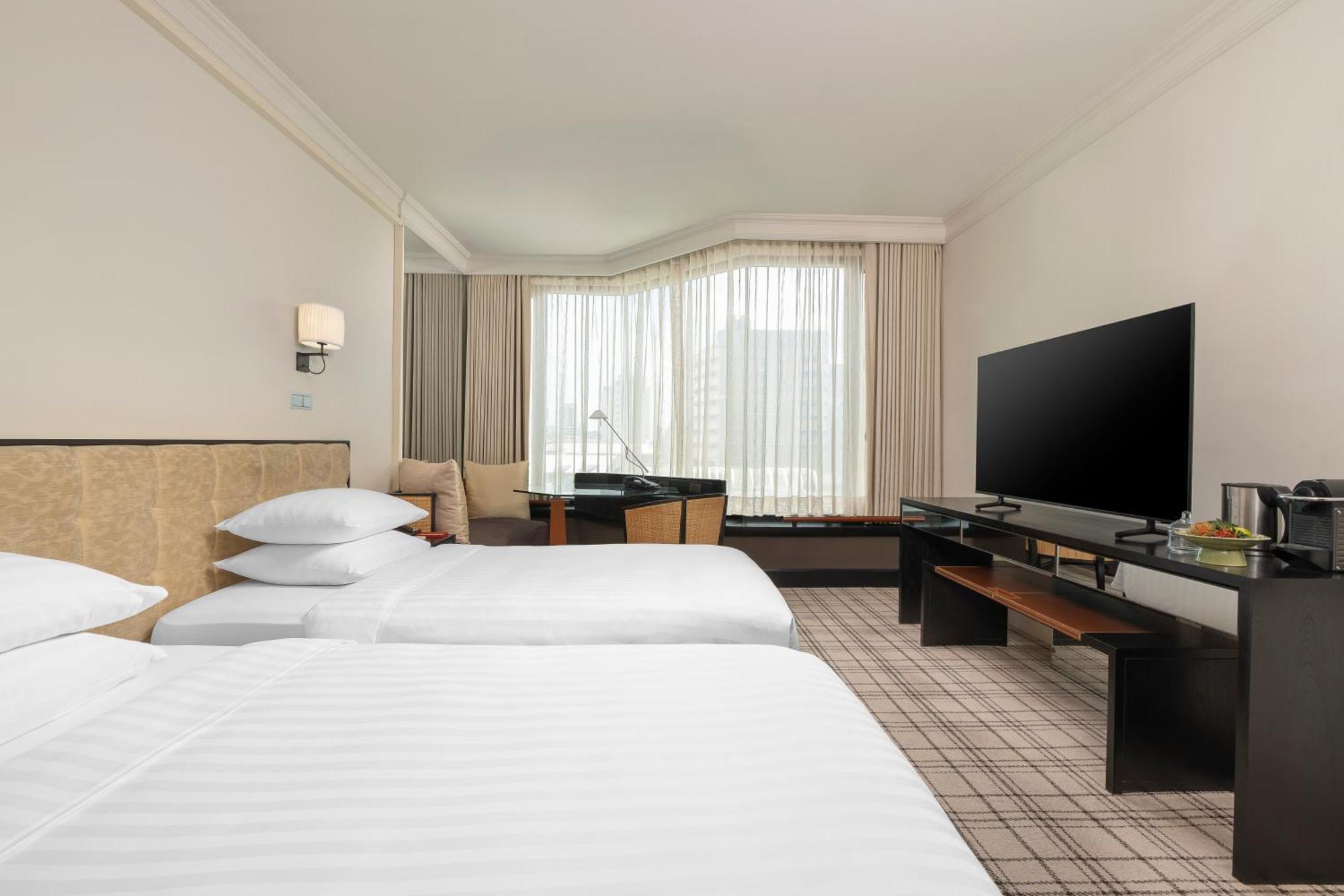 Отель Grand Hyatt Erawan 5*